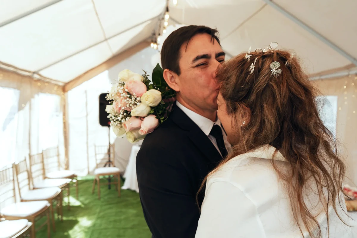 Beso ceremonia