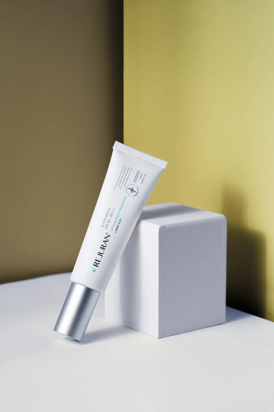 REJURAN serum